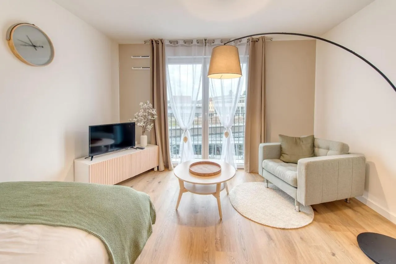 Ovelia Bourg-En-Bresse - Les Jardins De Voltaire Apartment 0*,